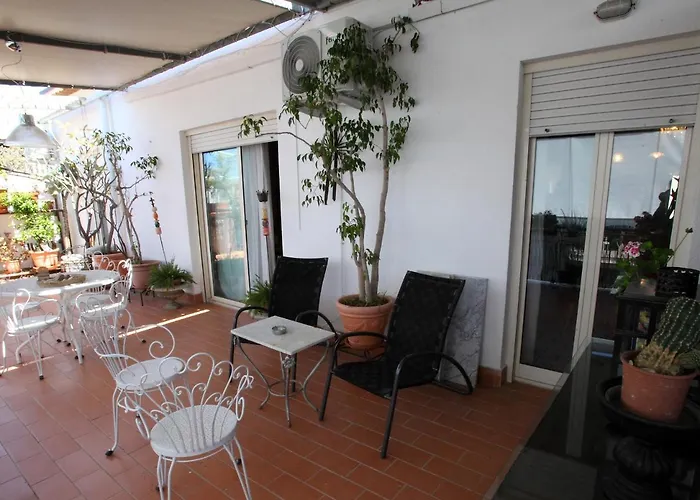 Accardi House Searooms